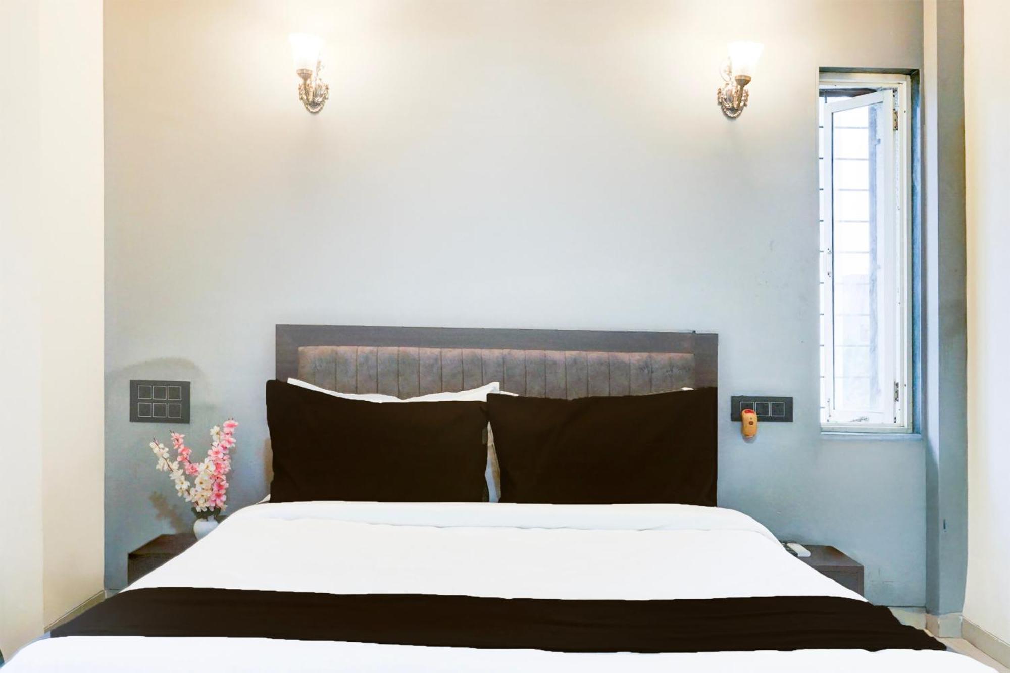Hotel O The Highstreet Hometel Pune Exterior foto